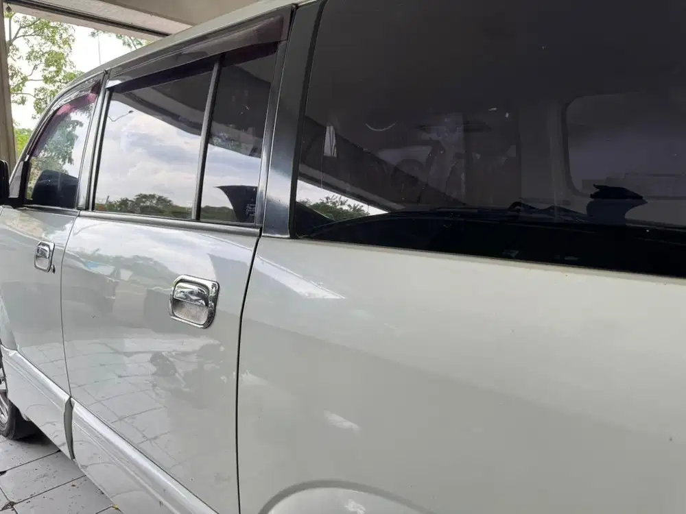 apv suzuki 2013 putih