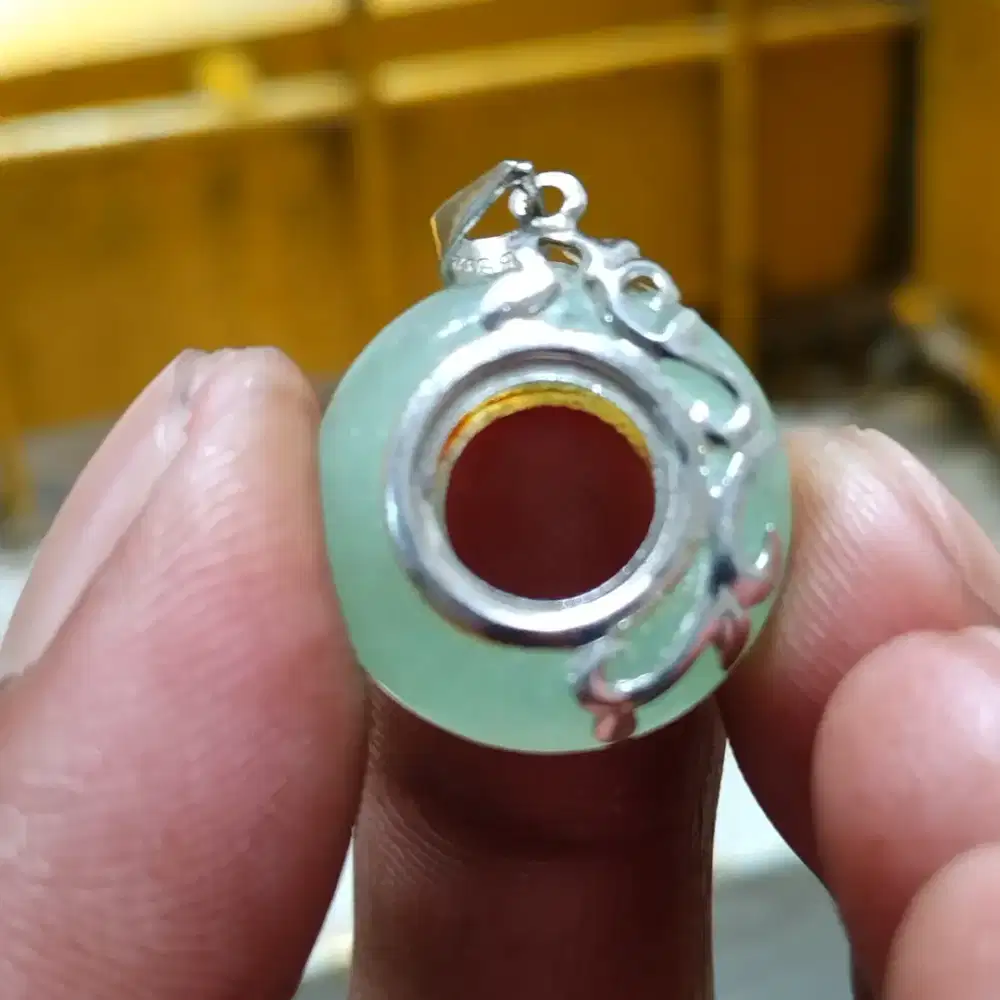 Liontin permata giok burma type A