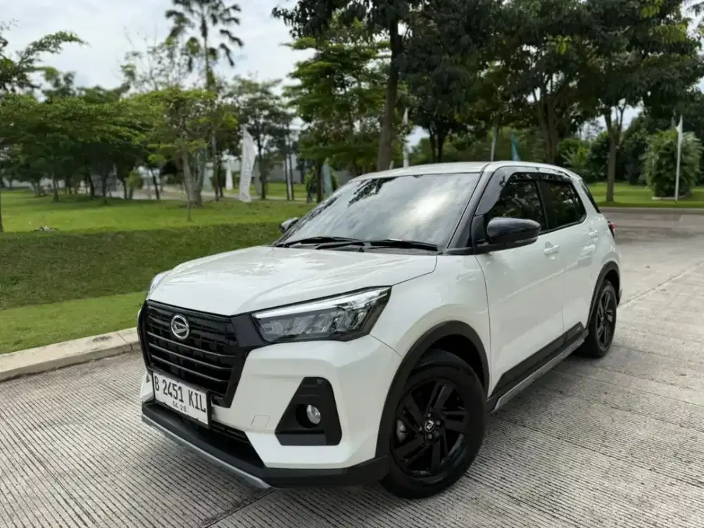 Daihatsu Rocky 1.2 X CVT ADS 2023 Putih
