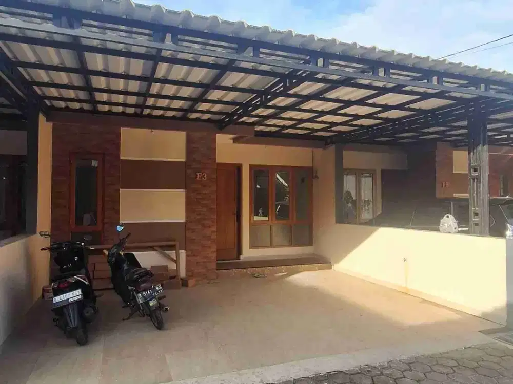 SIAP HUNI RUMAH HARGA 825 JUTA LUAS TANAH 72m LOKASI DEKAT KE TOL JATIBENING DAN LRT