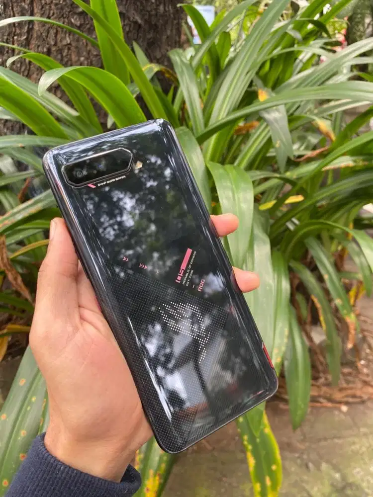 Asus rog 5 Ram 16/256 GB Fullset