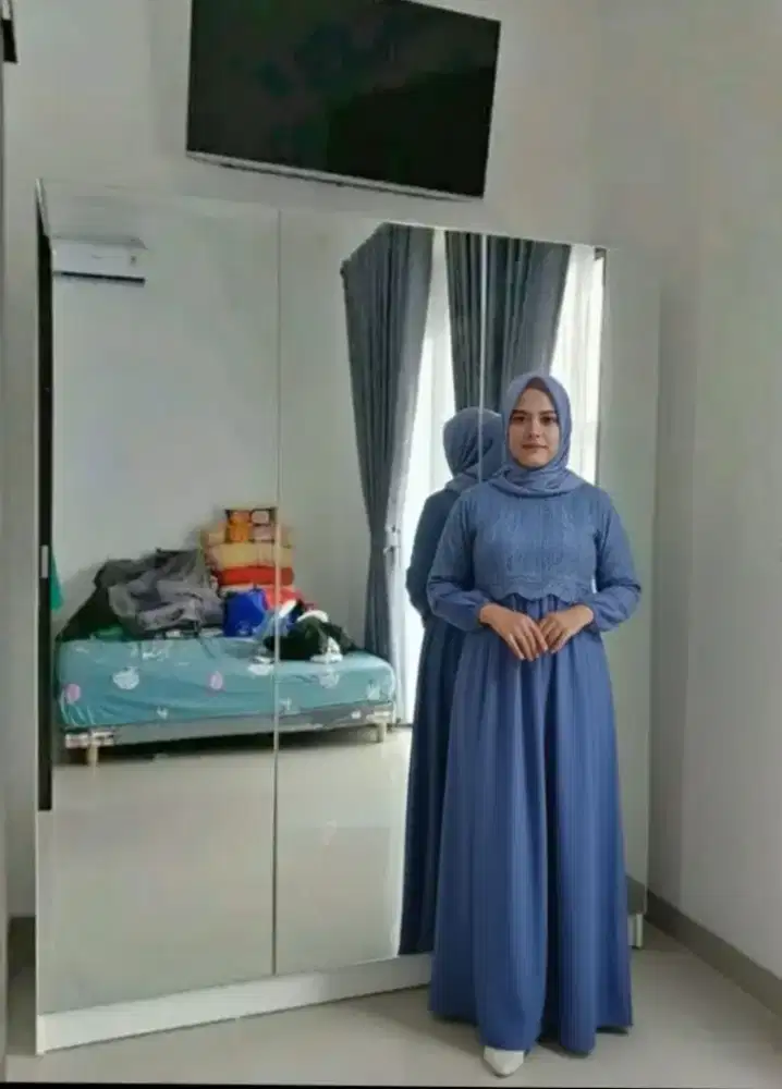 Lemari Pakaian Pintu 3 Swing Dorr Full Cermin Bisa COD