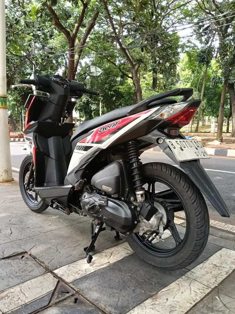 DP MINIM 1.500 CASH KREDIT HONDA BEAT ECO CBS FI THN 2019 PAJAK IDUP