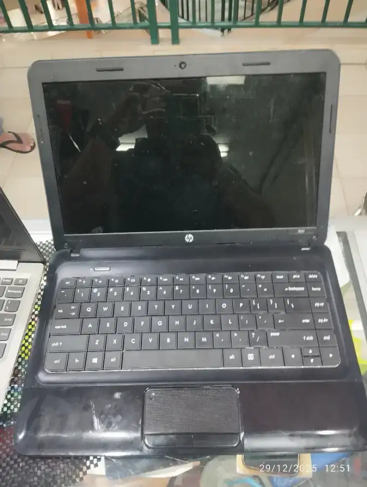Laptop hp 1000 corei3 cocok anak sekolah