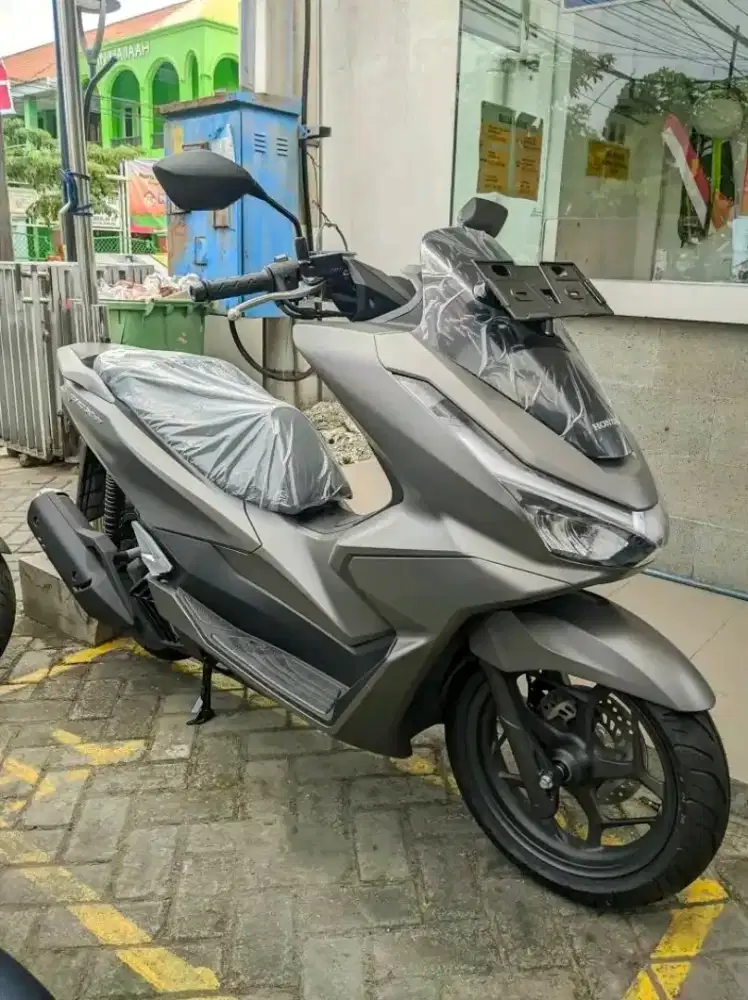 PCX 160 CBS SILVER