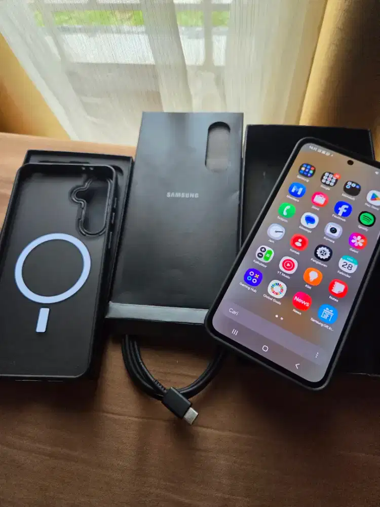 Samsung S24 FE memori 256