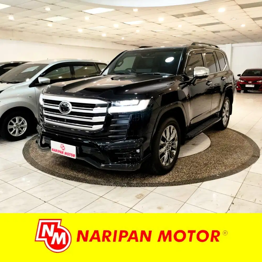 Toyota Land Cruiser 300 VXR 4x4 AT 2024