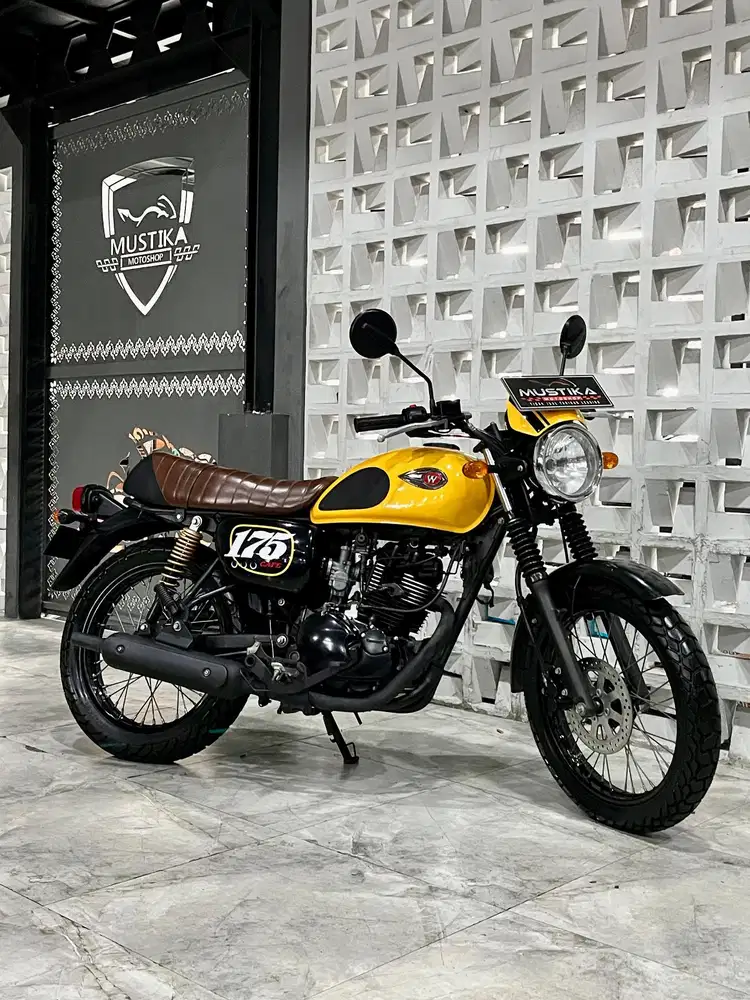 Kawasaki W175 Café Racér 2019. Odo 18rb.DANNY Mustika Motor Sulfar MLG