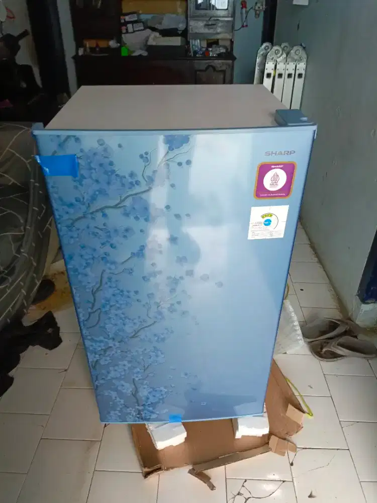 KULKAS SHARP SJN162 BARU