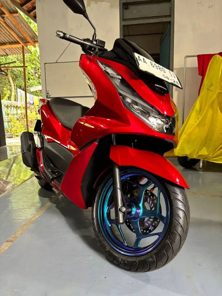 Bismillah.di jual unit simpanan..pcx 160 2023.warna merah KM masih 2rb