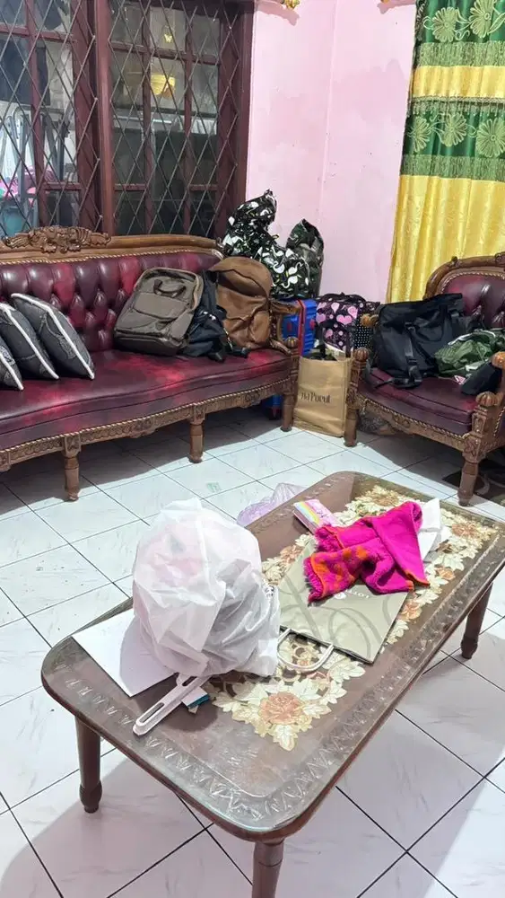 Sofa Tamu Klasik Kayu Jati – Kokoh & Elegan (1 Set)