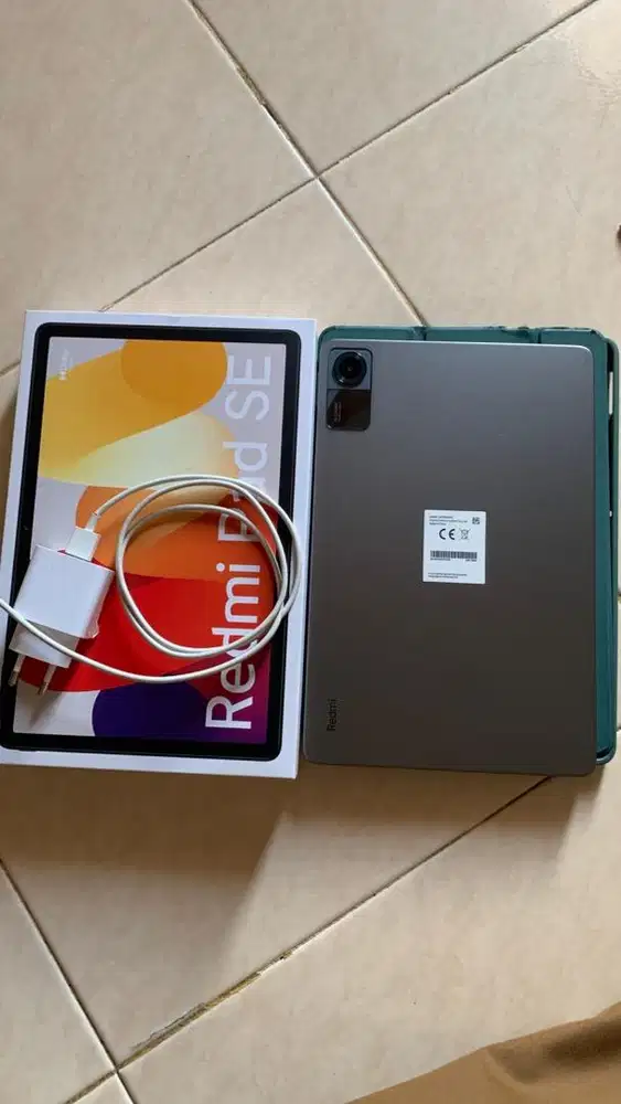 Redmi Pad SE lengkap bawaan