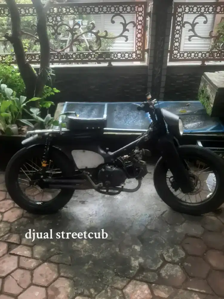 honda megapro hiu silver