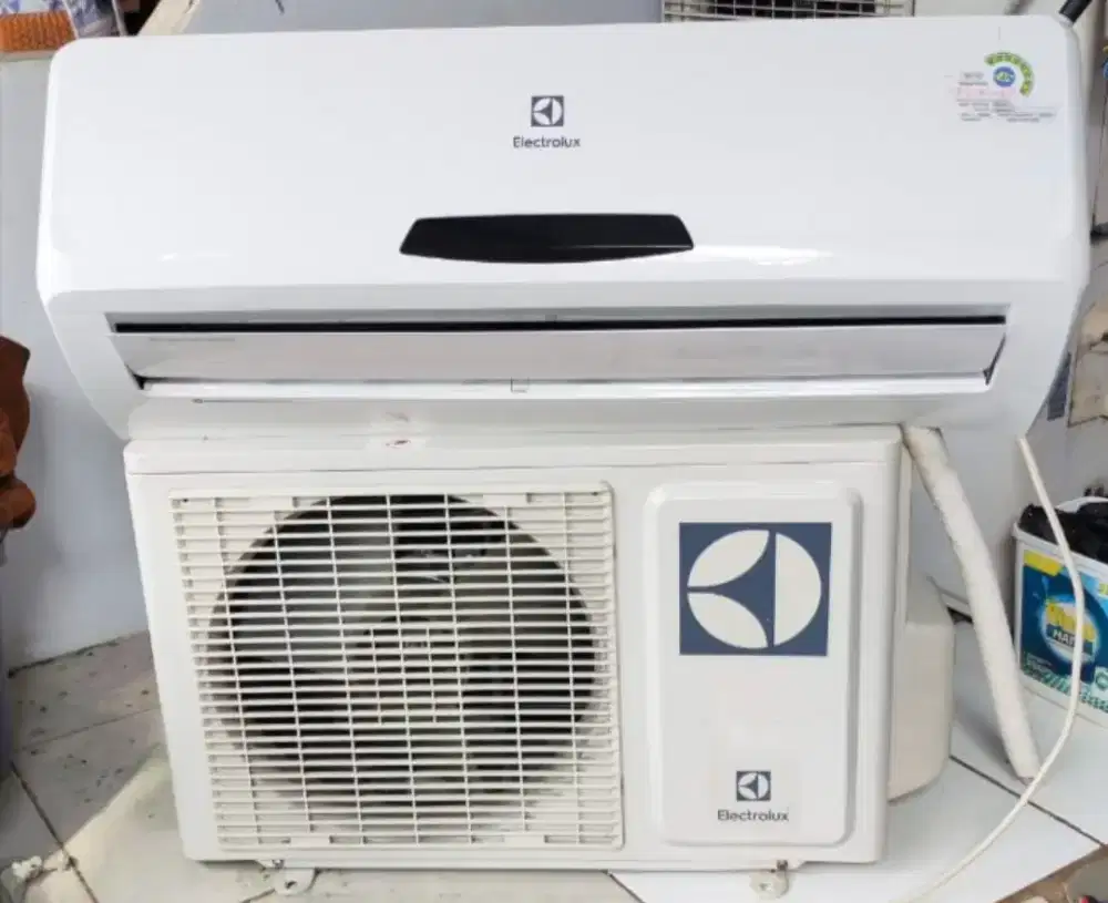 Ac Elextrolux 1/2 pk