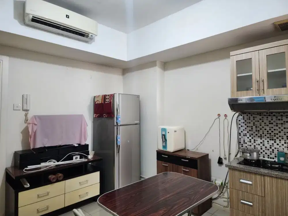 ready unit apartemen green lake sunter,2kamar furnished siap huni,2 AC dan waterheater,view danau,hadap timur