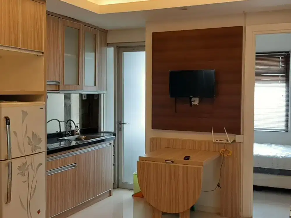 ready disewakan apartemen green lake sunter,2kamar,furnished,view danau ,hadap selatan,luas 42