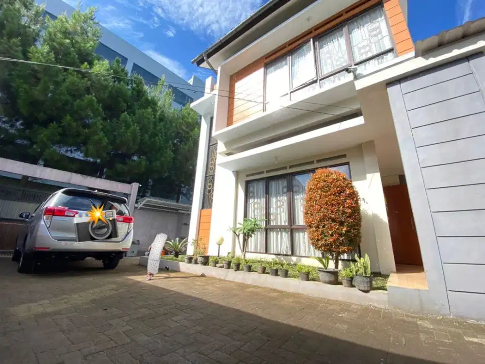 Jual Rumah Asri Sejuk Minimalis Modern di tengah kota Lembang (Harga miring)