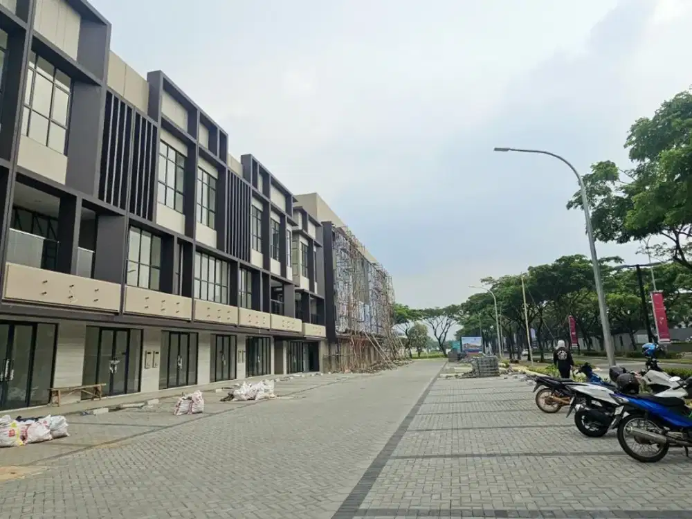 Ruko Enchante 3 Lantai Hadap Jalan Raya di BSD City