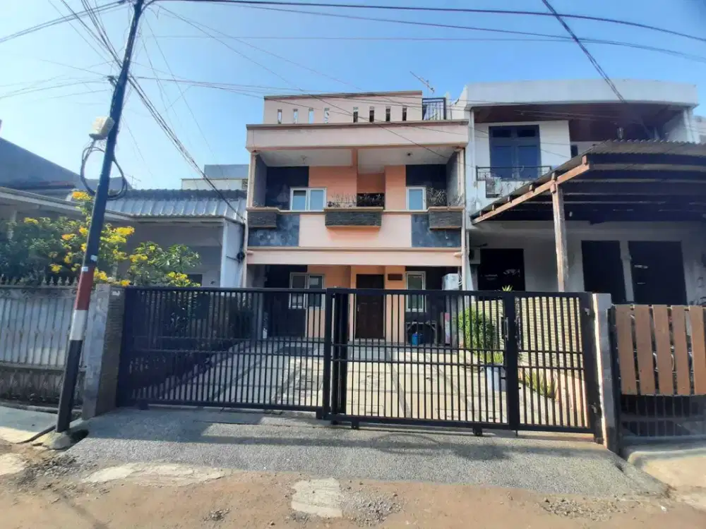 Ton - Dijual Rumah Kost Kelapa Gading Jakarta Utara 10 Kamar Furnish
