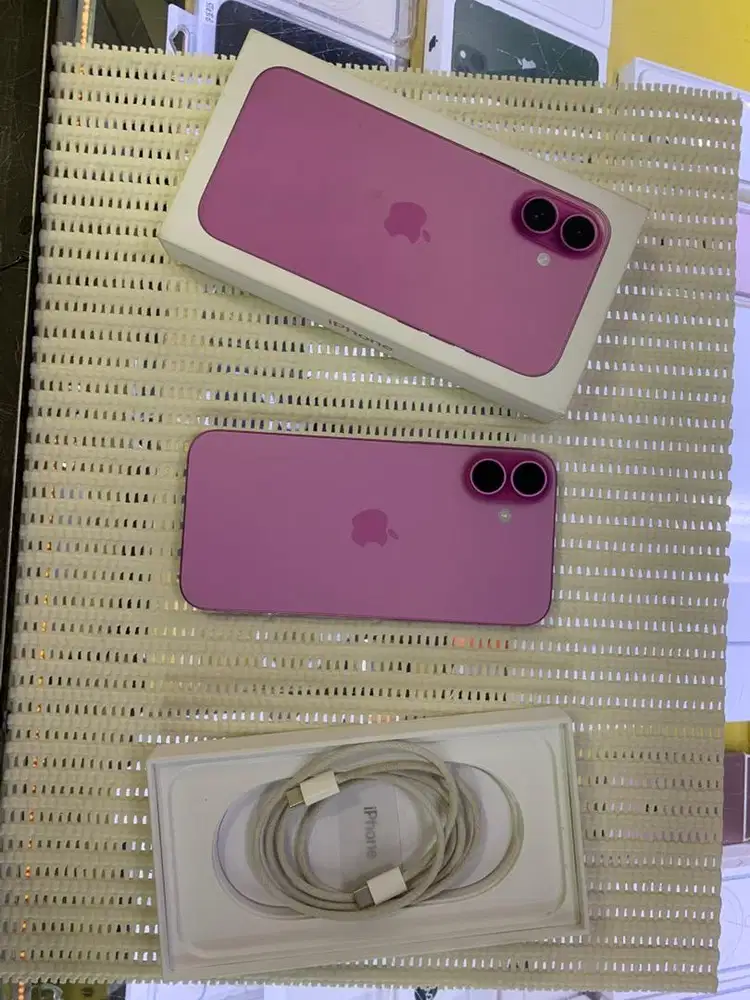 Iphone 16 Plus 128GB Resmi Bli Bli Garansi On-April 2026