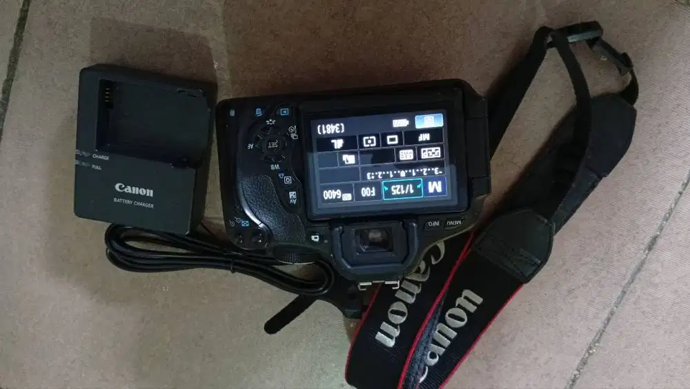 CANON EOS 600D  BODY ONLY