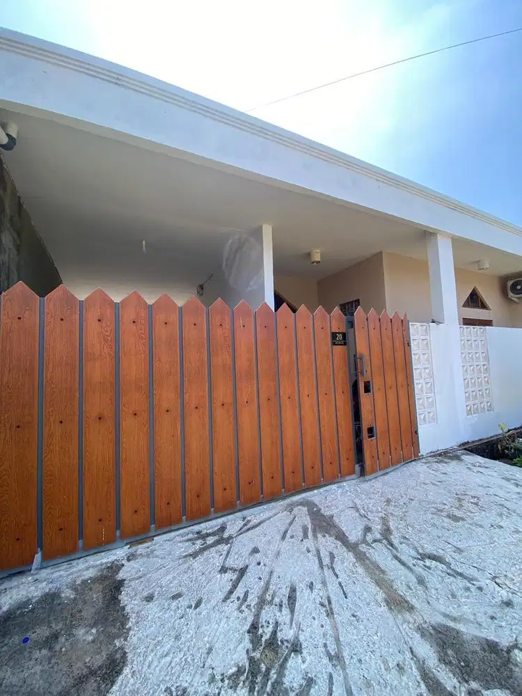 DISEWAKAN RUMAH ARCAMANIK BULANAN/TAHUNAN