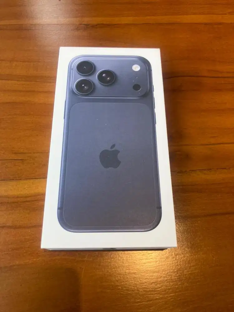 iPhone 17 pro 256GB Deep Blue, New iBox