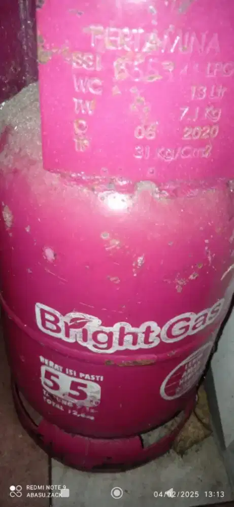 Tabung gas bekas isi 12 dan 5,5 kondisi kosong