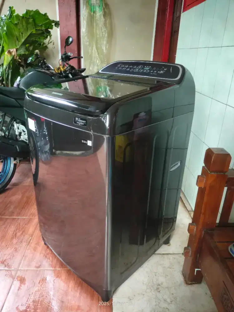 Mesin Cuci Samsung 1 tabung 11KG warna hitam