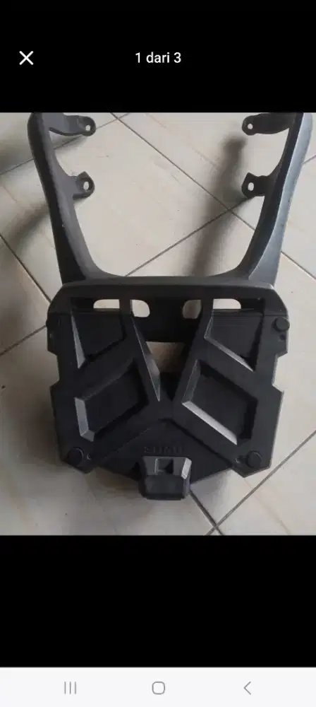 Breket yamaha Xmax plus baseplate shad