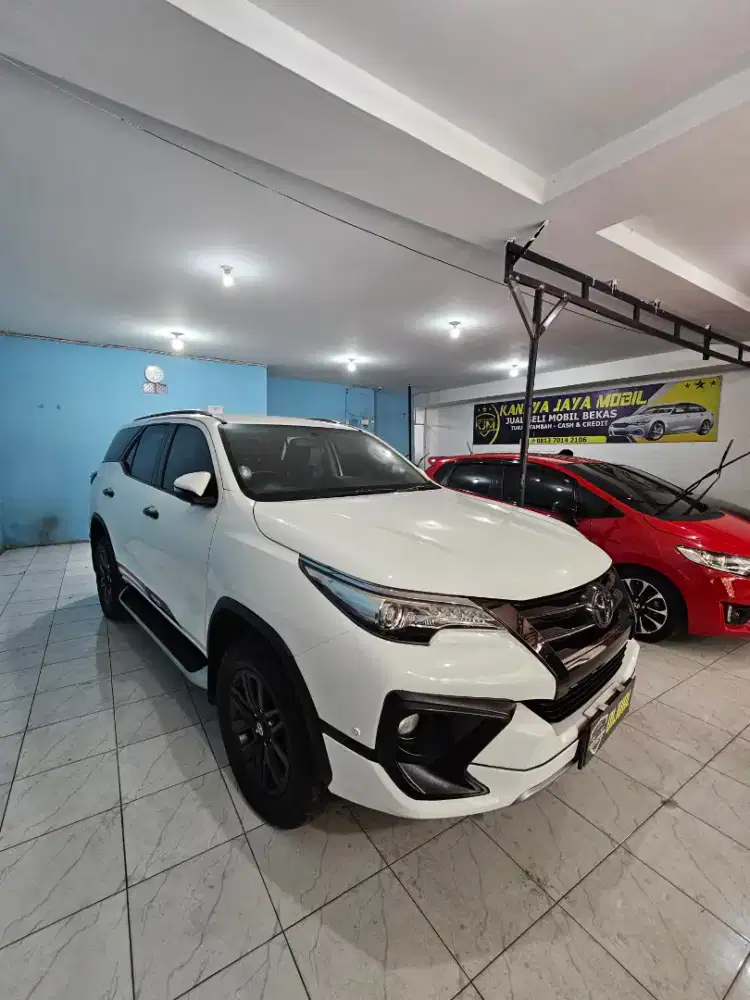 Toyota Fortuner VRZ TRD Matic 2019, Pajero 2019,.VRZ  2020, VRZ 2018