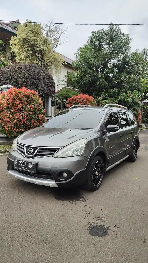 Nissan Grand livina 2017 Bensin