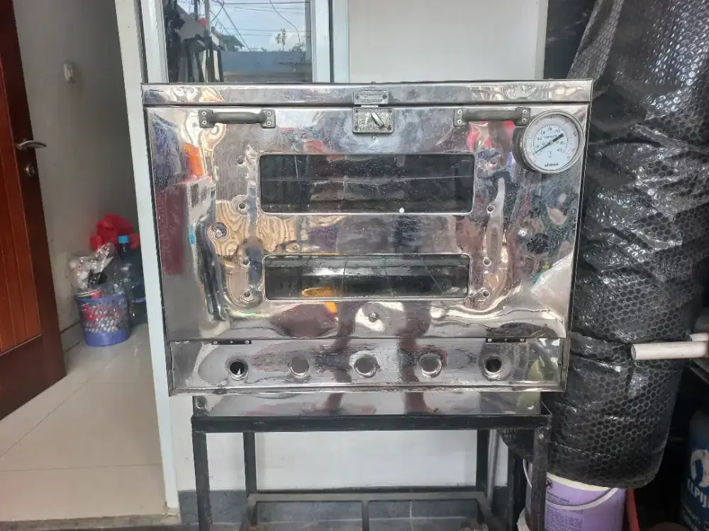 Oven Gas untuk Kue Kering (Dengan Kaki)