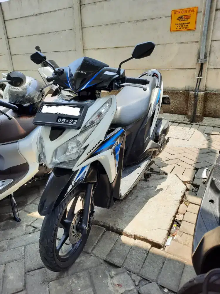 Jual Honda Vario 125 old KZR tahun 2012