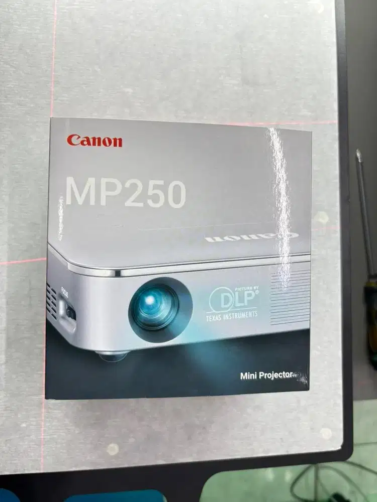 Mini Projector Canon MP250 DLPandroid