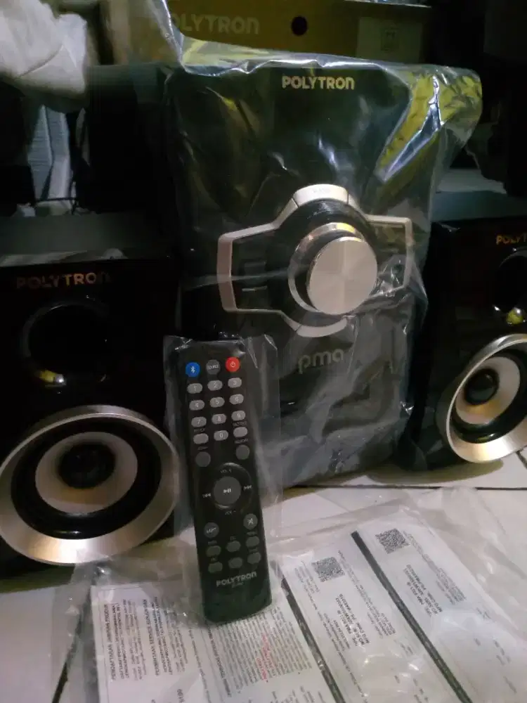 Speker polytron blotot masih baru
