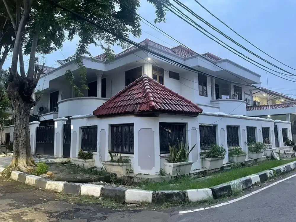 Ss.3079- Murah !! Dijual Rumah Hook Luas 418 Siap Huni di Cempaka Putih Tengah Hadap Selatan Barat
