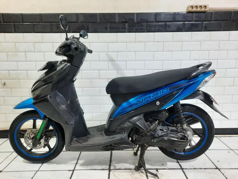 Honda vario cw tahun 2009 bagus orisinil