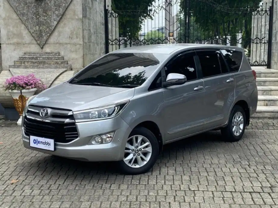 TOYOTA KIJANG INNOVA 2.4 V MATIC 2020