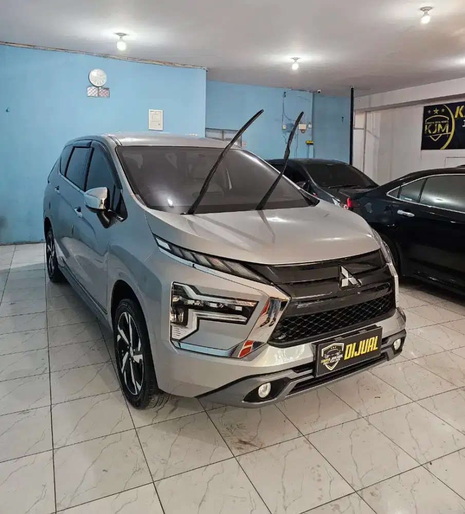 Mitsubishi Xvander Ultimate 2022/2023 Low Kilometer
