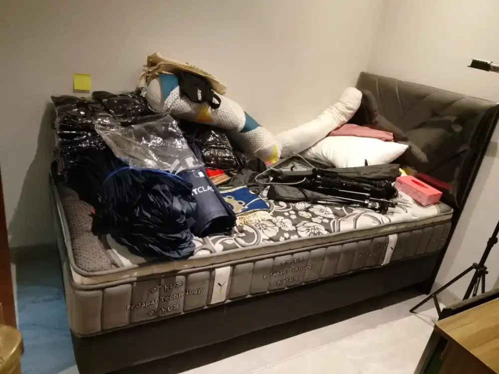 PRELOVED KASUR + DIPAN SINGLE BED