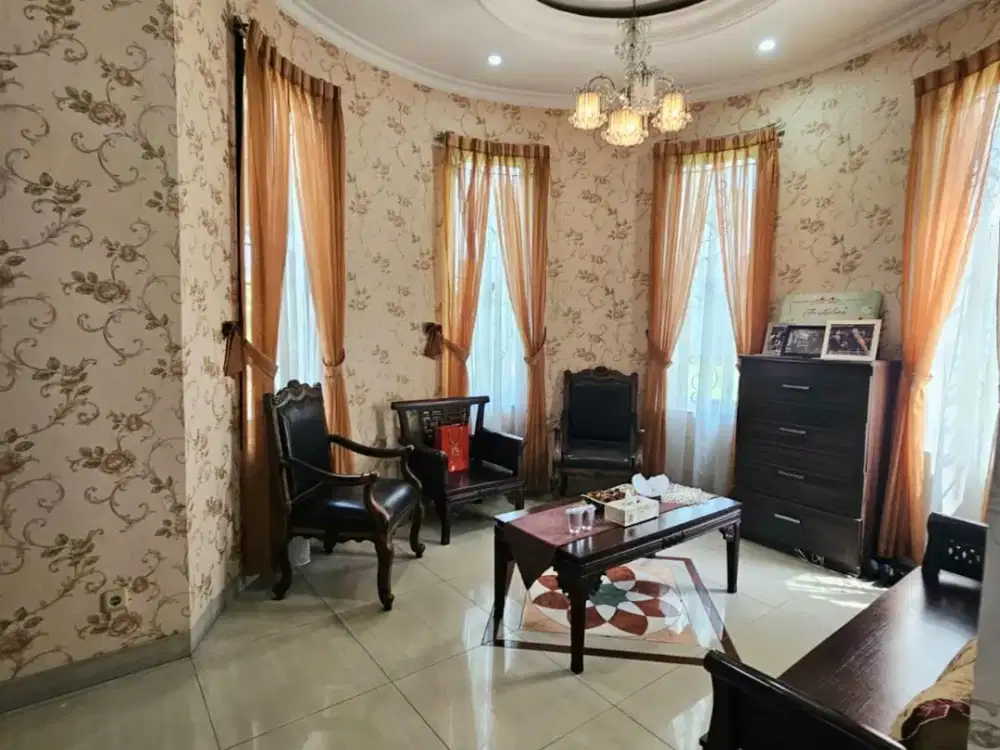Dijual Rumah Mewah Furnished  - Taman Giri Loka BSD, Tangerang  Selatan