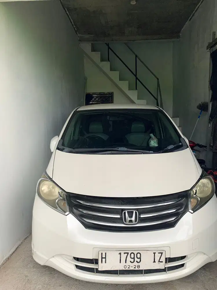 Honda Freed 2011 Bensin