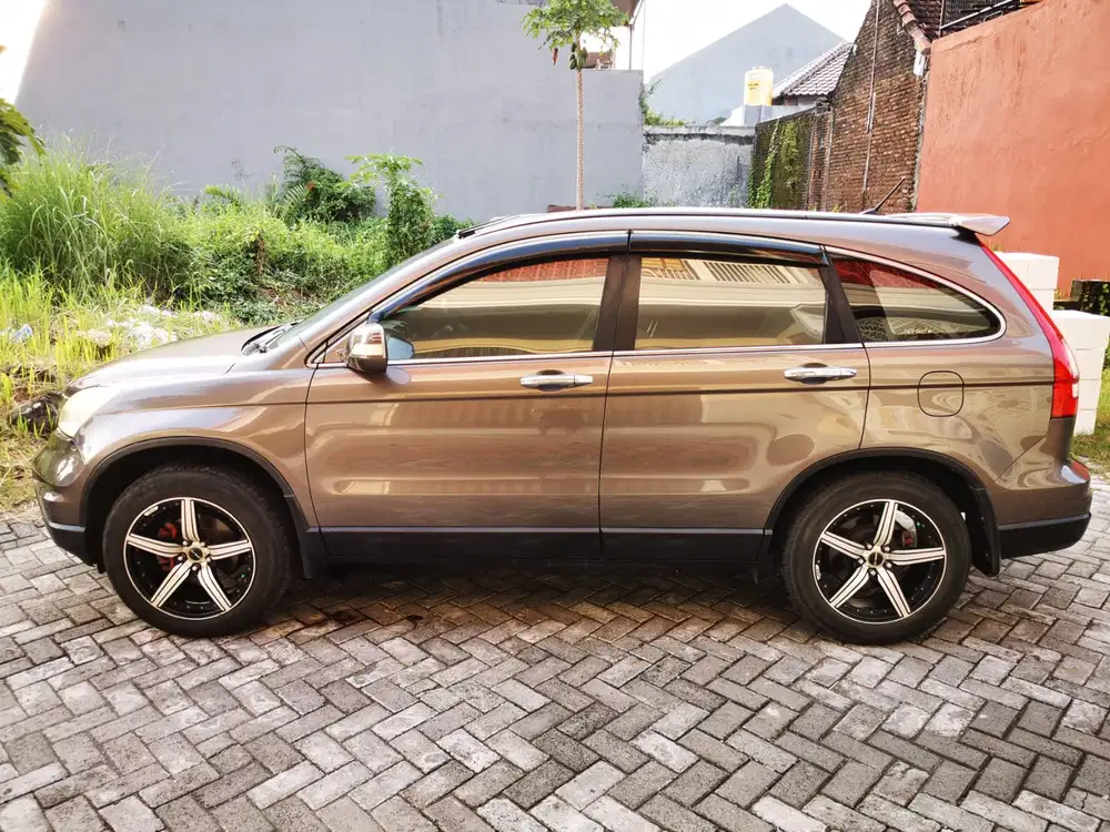 Honda CR-V 2011 Bensin