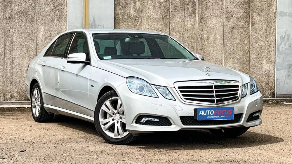 Mercedes Benz Mercy E 250 E250 CGI Avantgarde CKD AT 2010 Silver