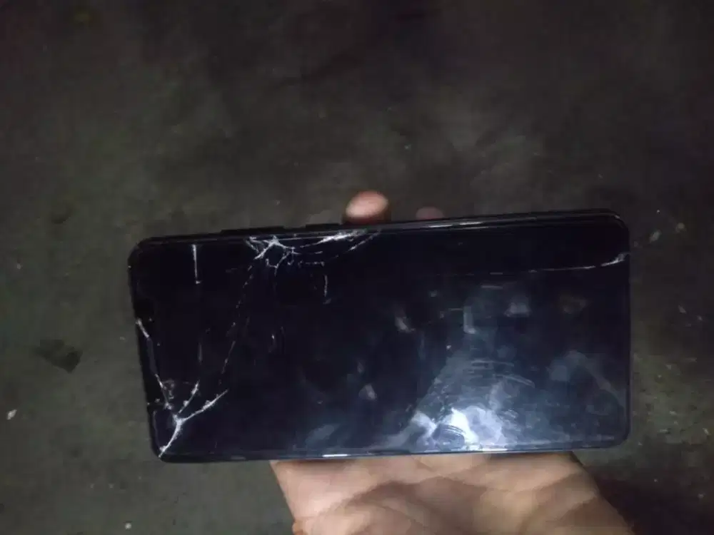 Vivo y71 ram 6/128GB.