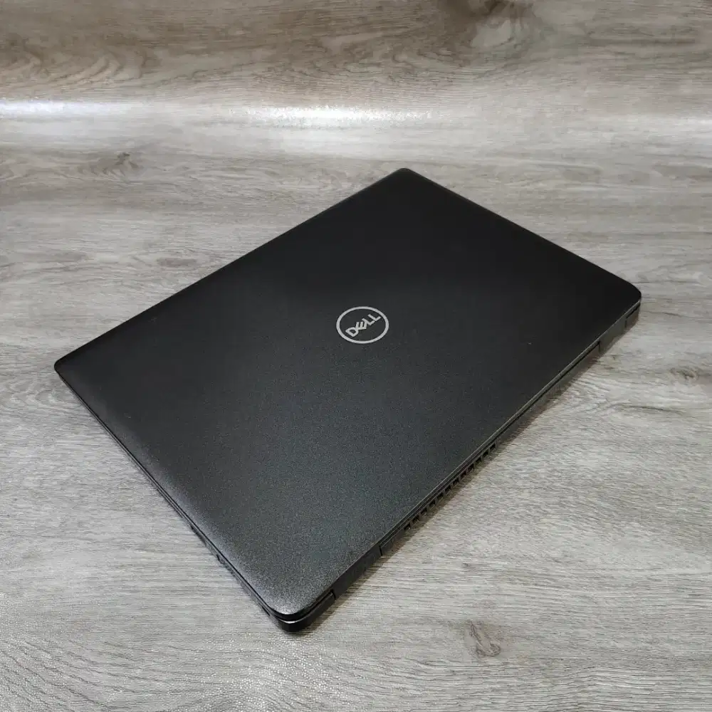 Laptop Dell latitude Slim Core i5 Gen 8 Ram 16GB Bonus Mouse Baru, Sia