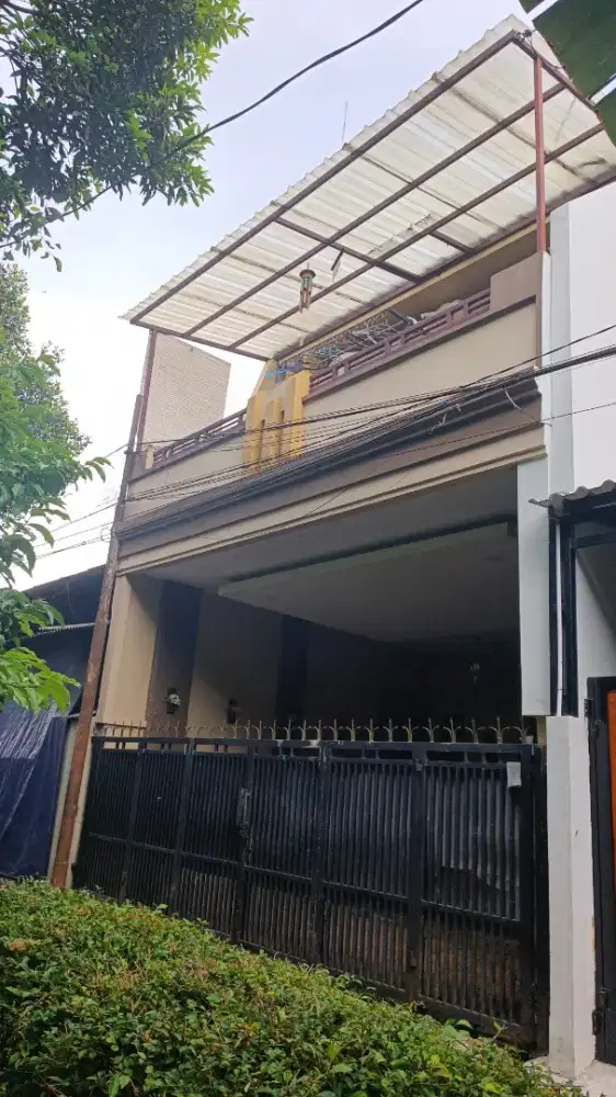 Rumah tinggal 2 lantai