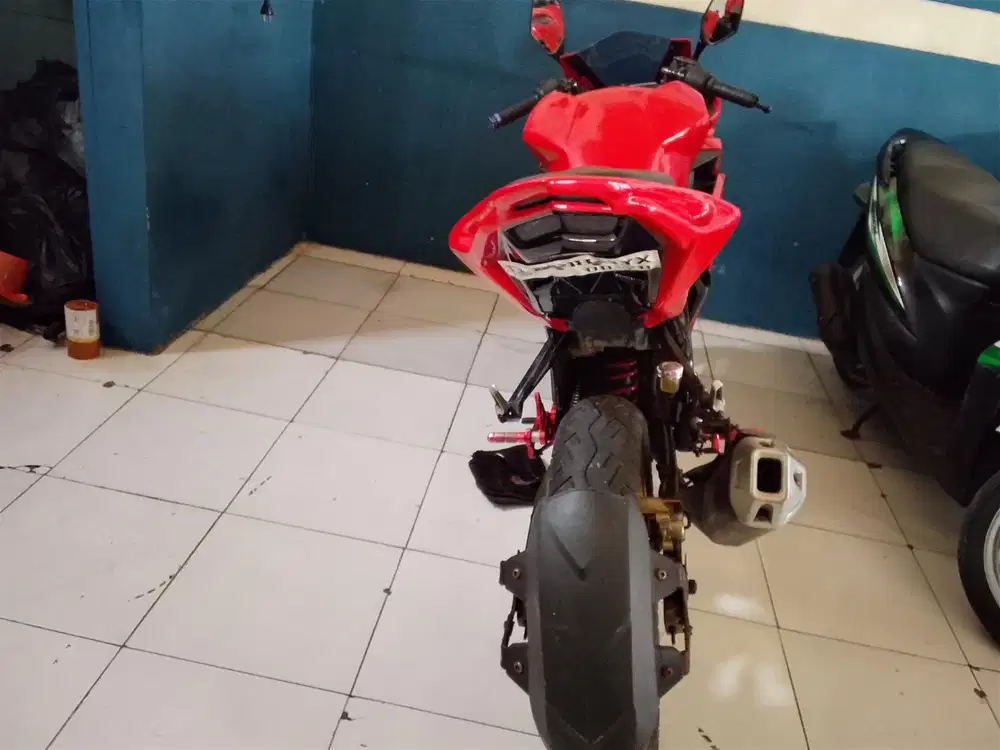 Honda CBR 150cc veslift