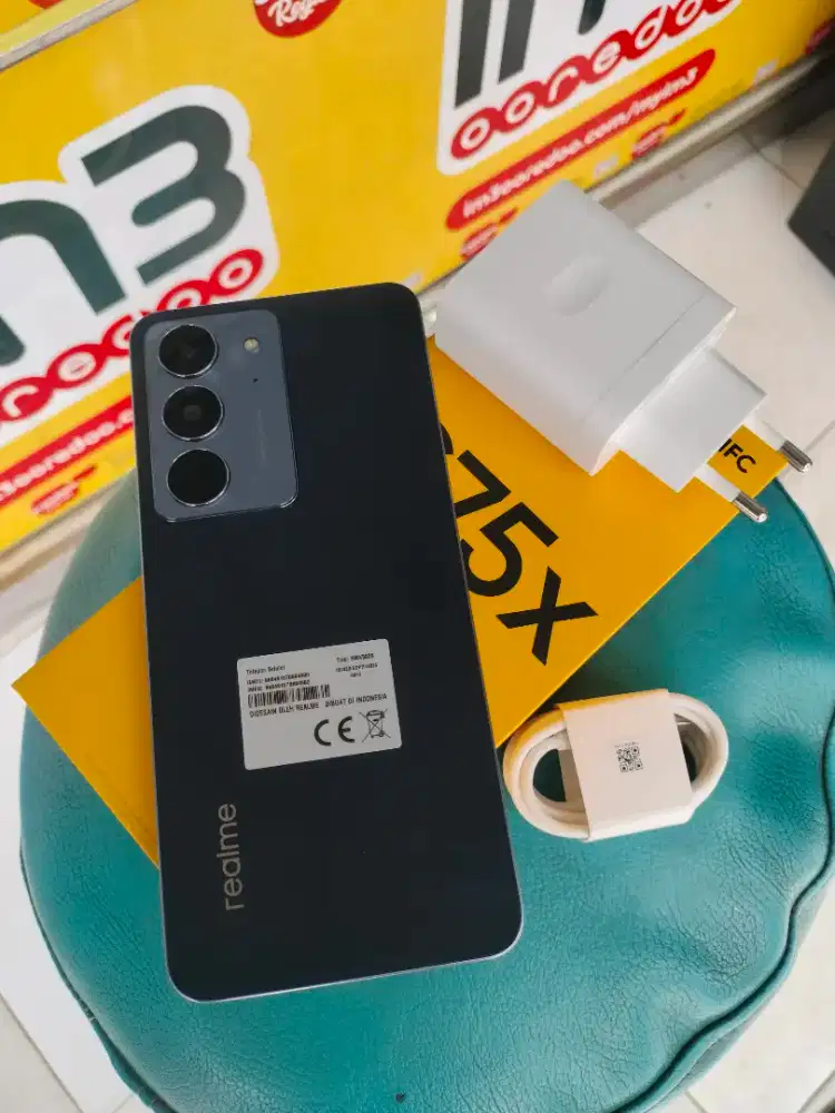 Realme c75x ram 8+16/128 GB like new fullset garansi resmi berjalan